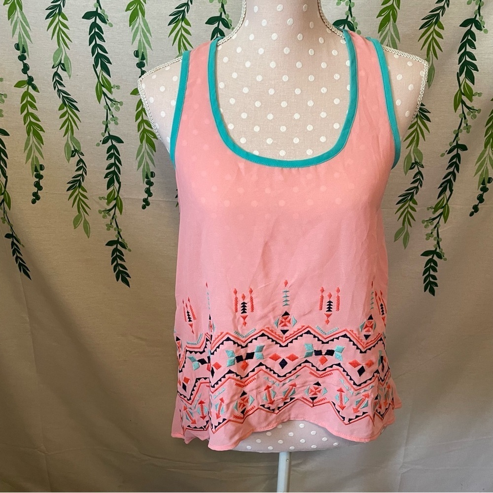 New with Tags Size S Rue21 Pink Aztec Tank Top B2